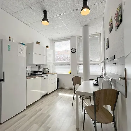 Keja - W Centrum Gdyni 公寓式酒店 *
